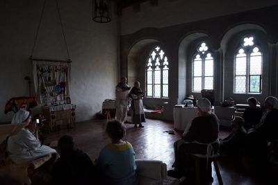 Das Sonderkonzert für die Küchencrew abends in der Kapelle.